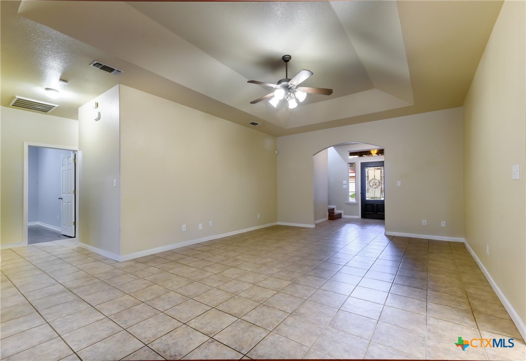 2610 Fairwood Drive Property Photo 6