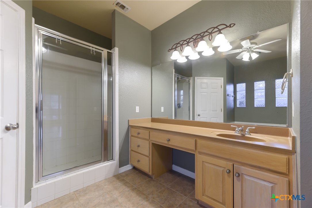 2610 Fairwood Drive Property Photo 13