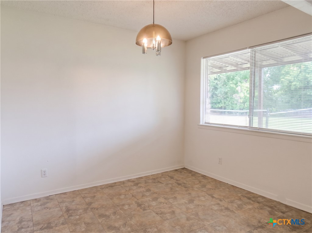 2210 Cascade Drive A Property Photo 6