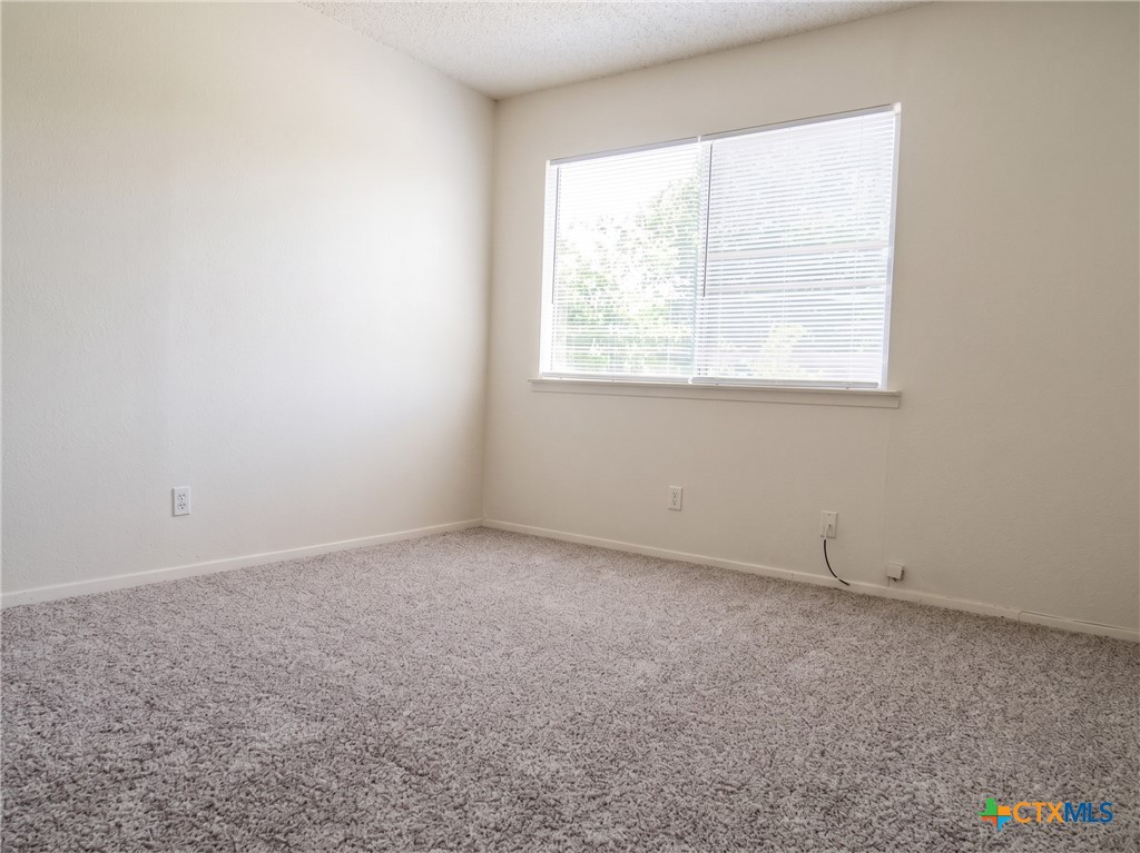 2210 Cascade Drive A Property Photo 7