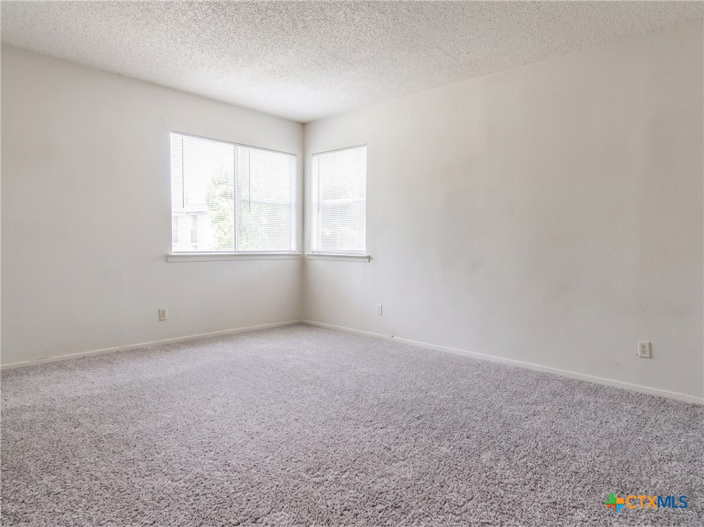 2210 Cascade Drive A Property Photo 9