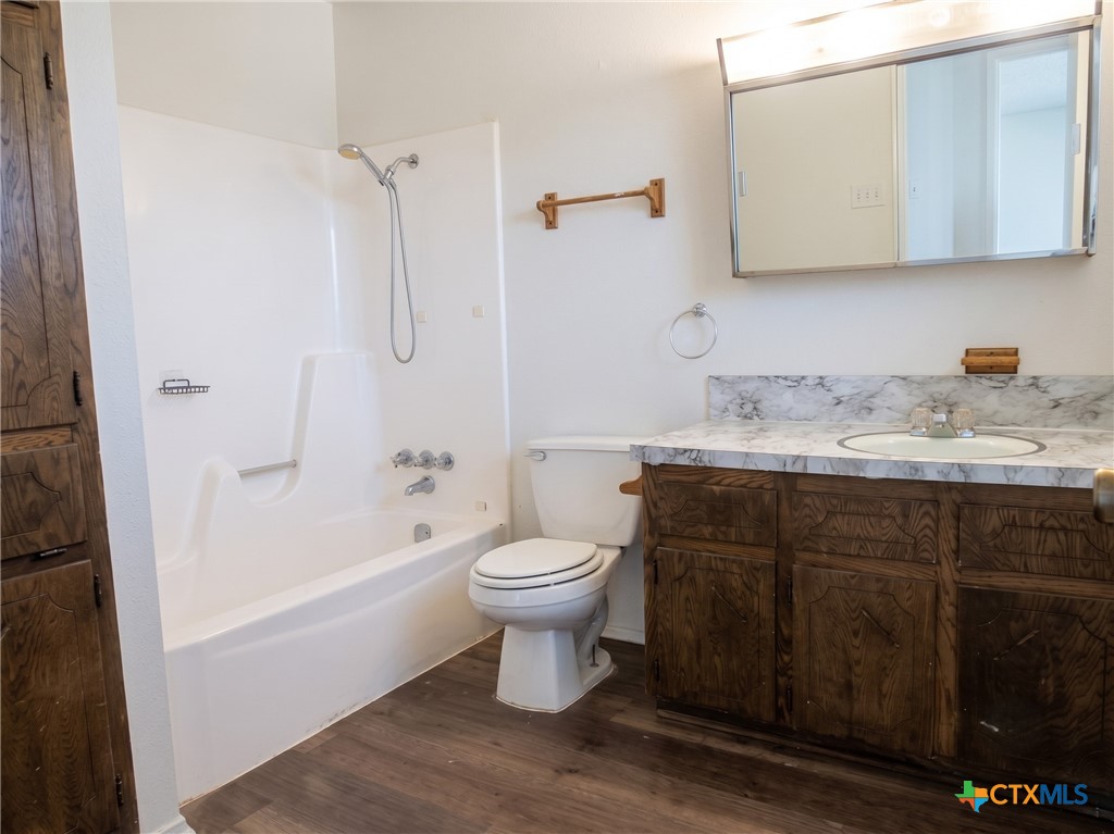 2210 Cascade Drive A Property Photo 10