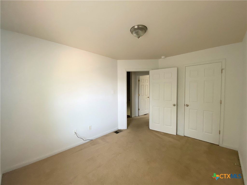 401 S 42nd Street C Property Photo 6