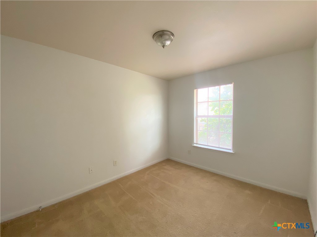 401 S 42nd Street C Property Photo 8