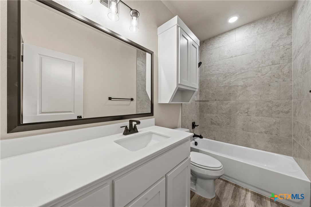 138 Dana Point Road Property Photo 18