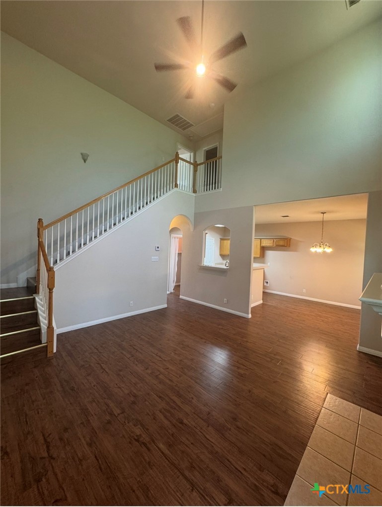 2037 Northview Drive Property Photo 3