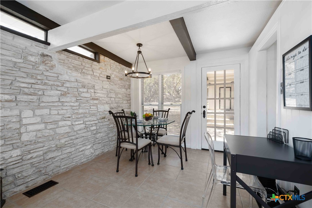 17416 Sleepy Hollow Drive Property Photo 19