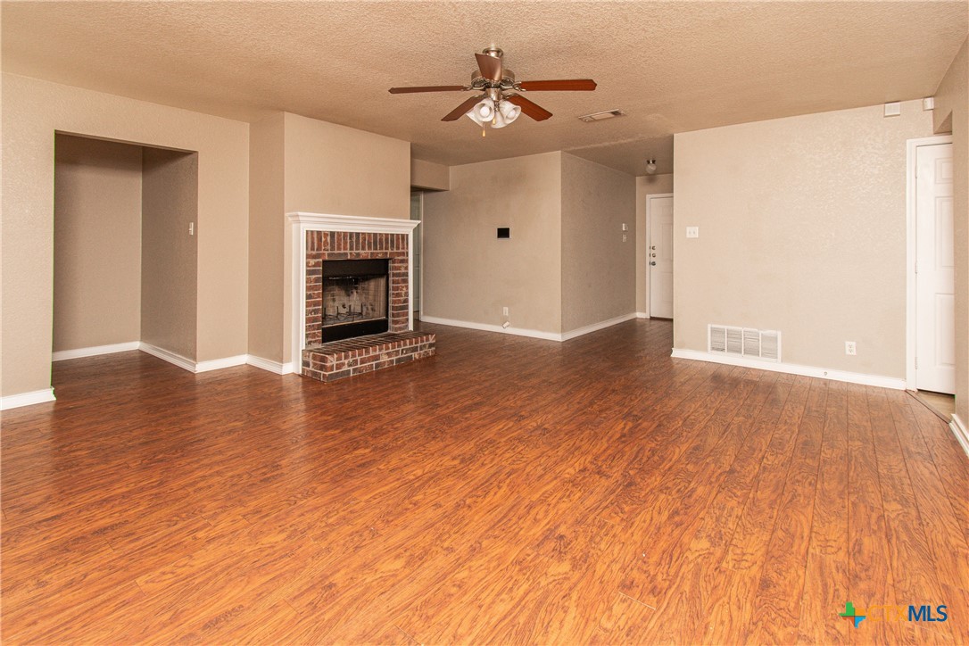 3408 Ida Drive Property Photo 3