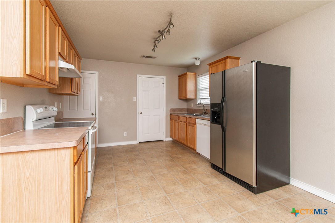 3408 Ida Drive Property Photo 5