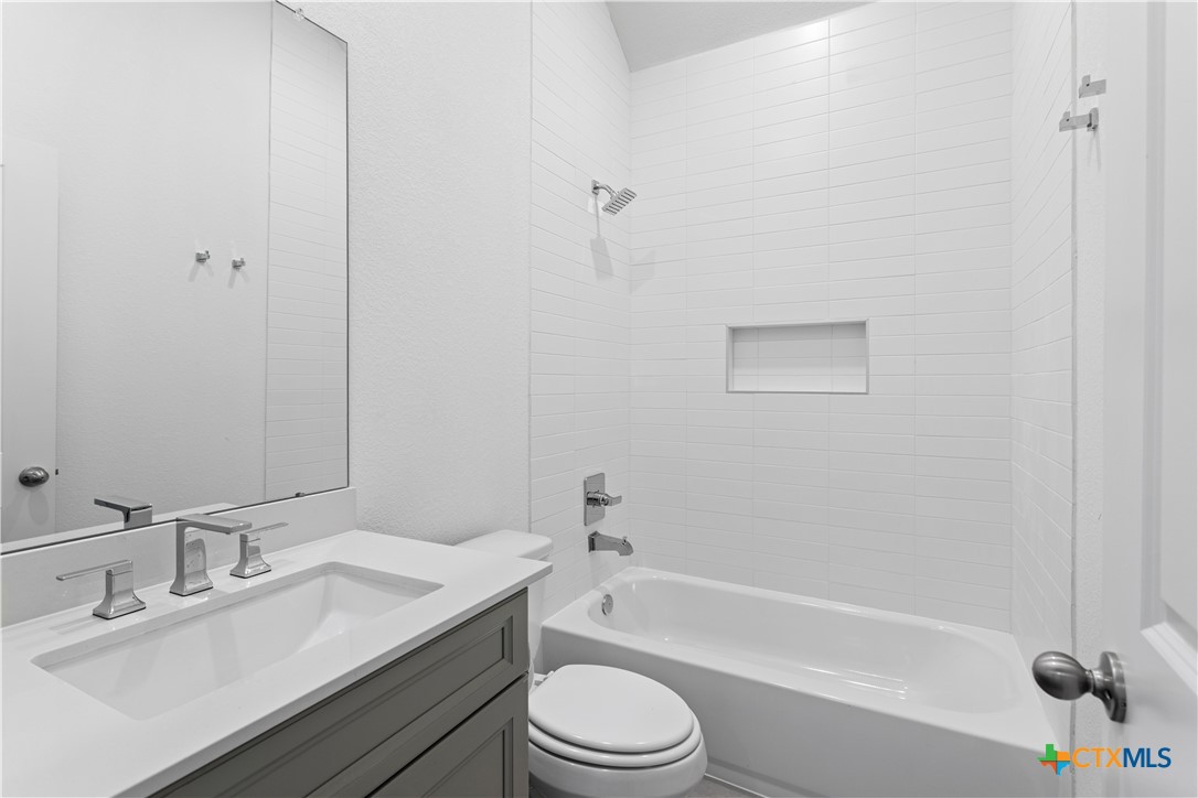 314 Cardinal Drive Property Photo 6