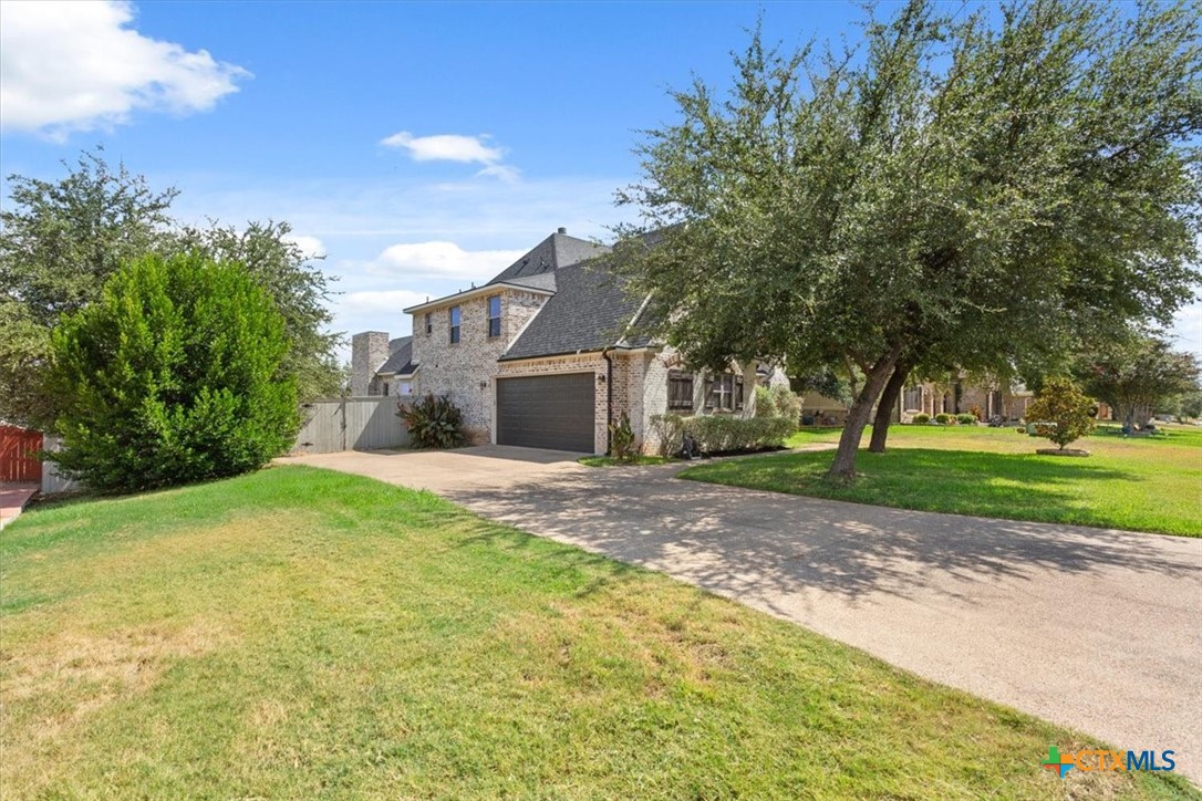 2021 Harvest Drive Property Photo 2