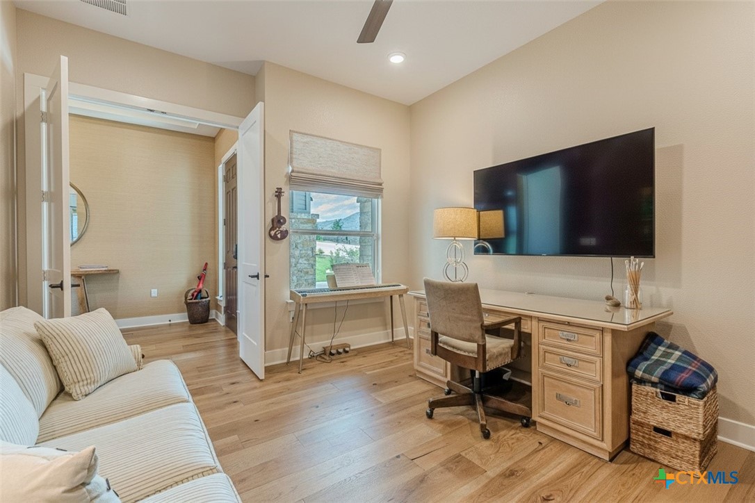 113 Waving Muhly Drive Property Photo 10