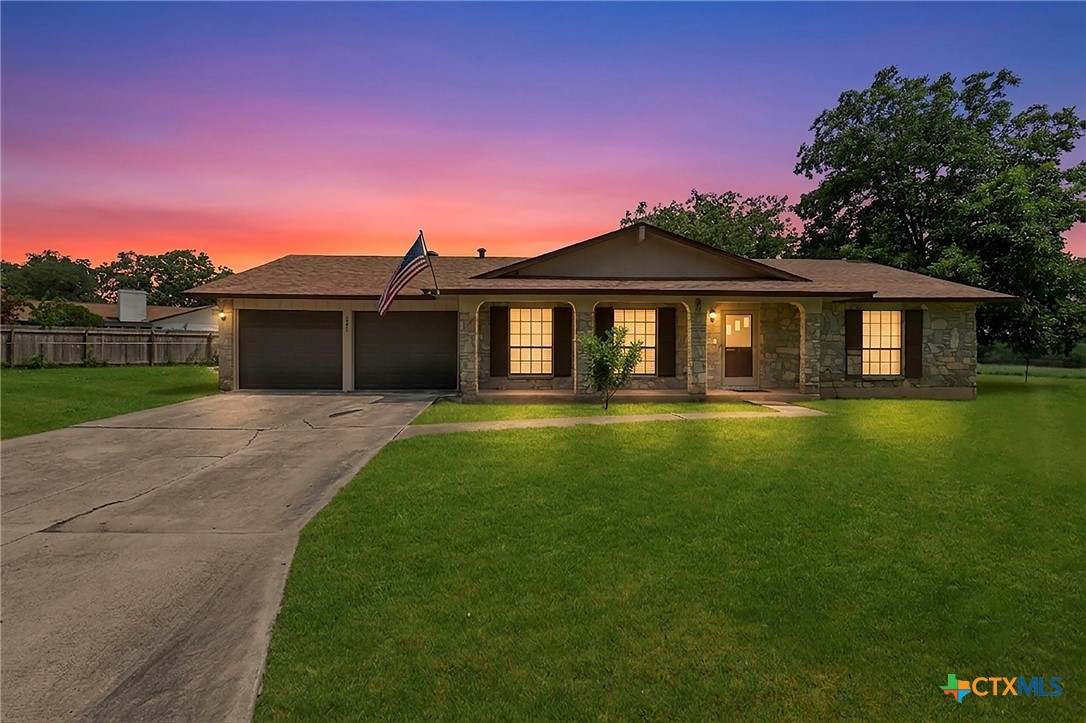 204 Norris Drive Property Photo 1