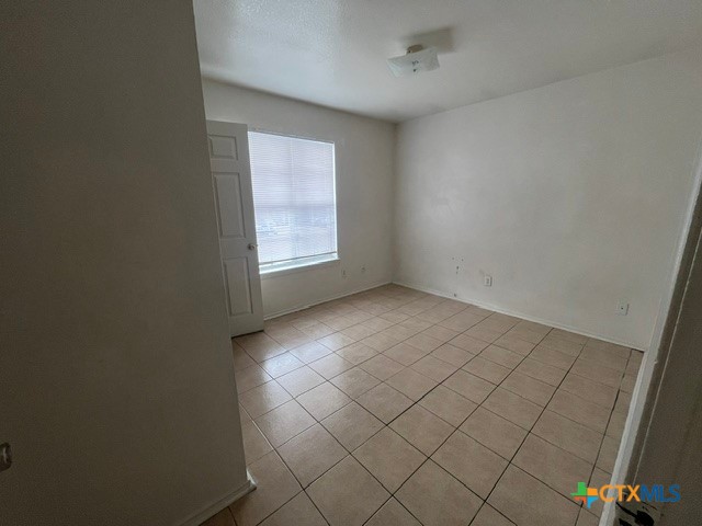 3408 Barcelona Drive C Property Photo 3