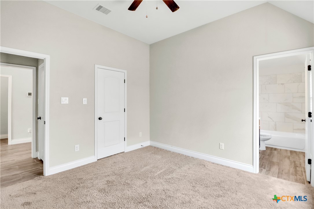 2912 Countryside Path Property Photo 26