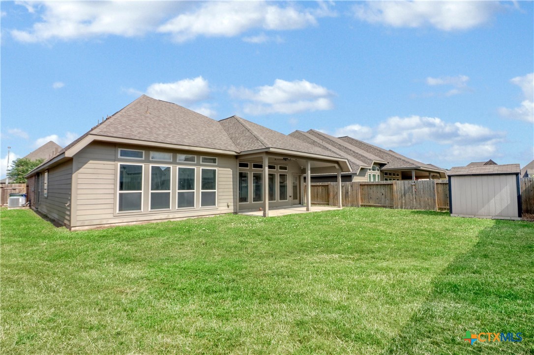 2912 Countryside Path Property Photo 34