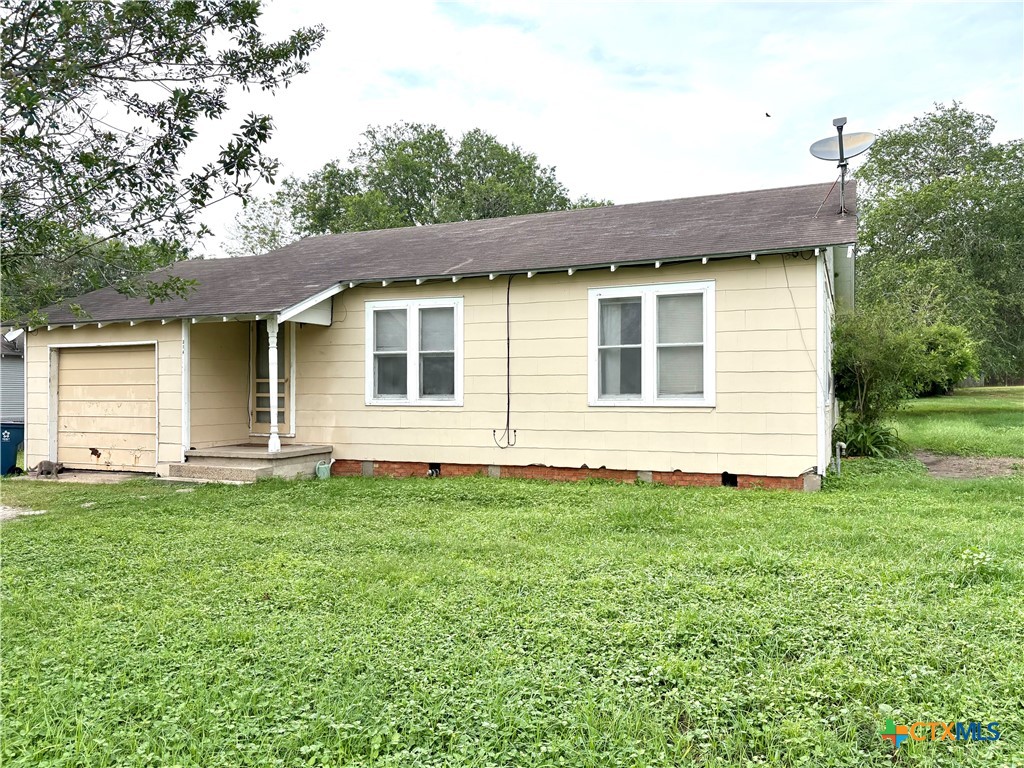 314 E North Street Property Photo 1