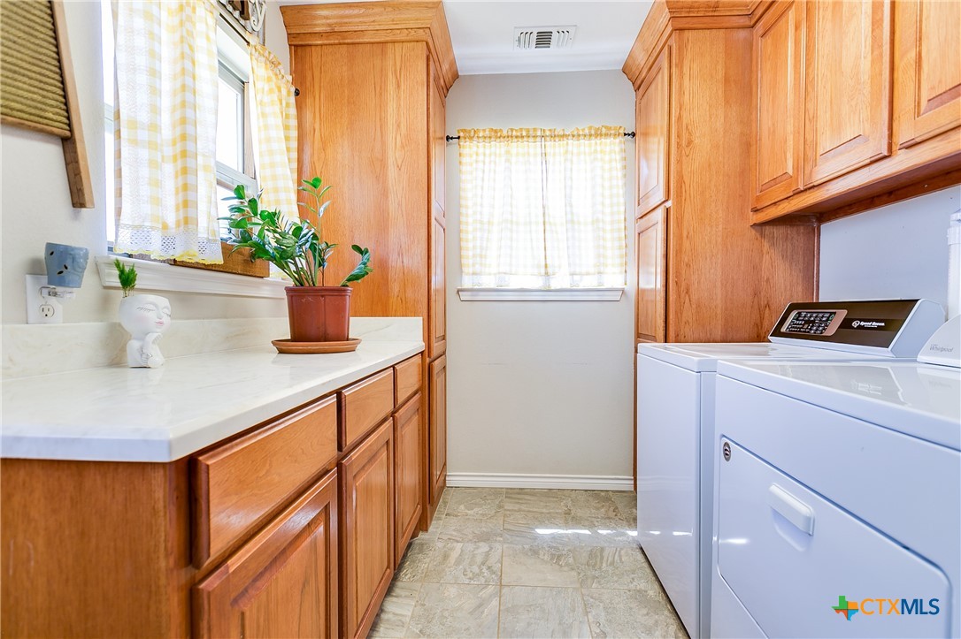 16967 Cr 290 Property Photo 24