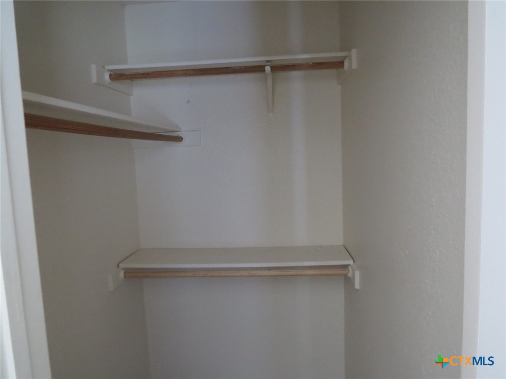 1602 Benttree Drive D Property Photo 8