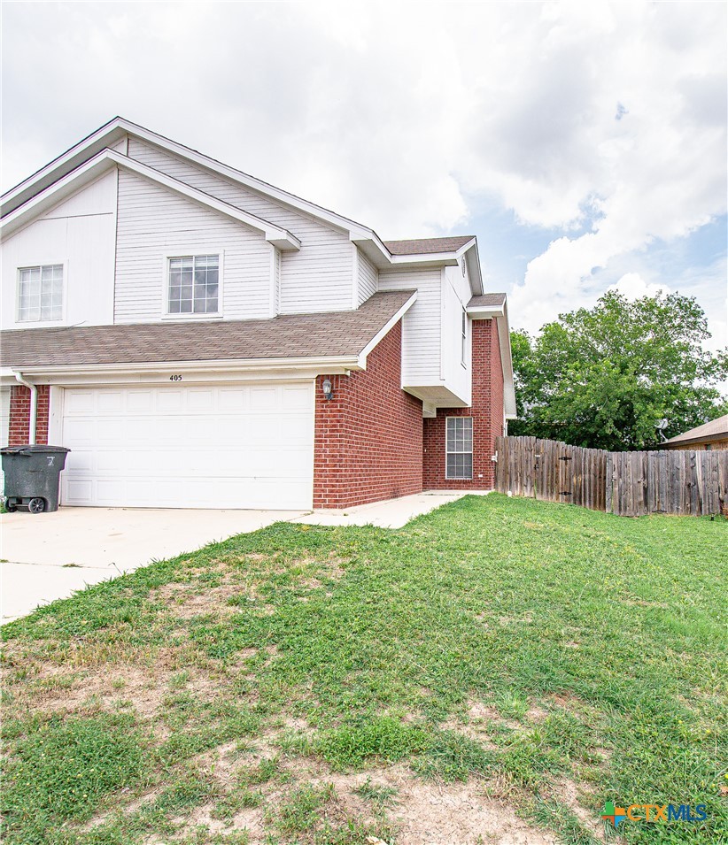 405 Deloris Drive Property Photo 1