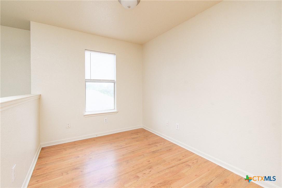 405 Deloris Drive Property Photo 7