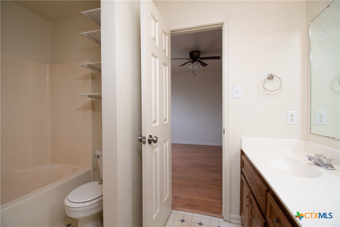 405 Deloris Drive Property Photo 13