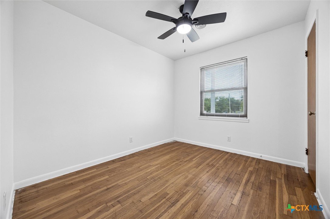 907 Jefferis Avenue Property Photo 10