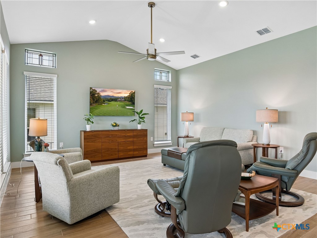 120 Wild Sage Cove Property Photo 18