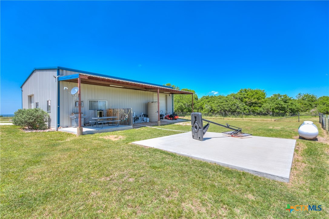 16967 Cr 290 Property Photo 32