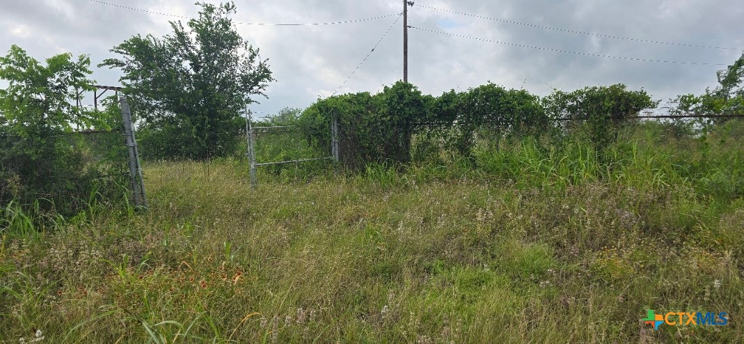 7057 Hwy 90a Property Photo 2