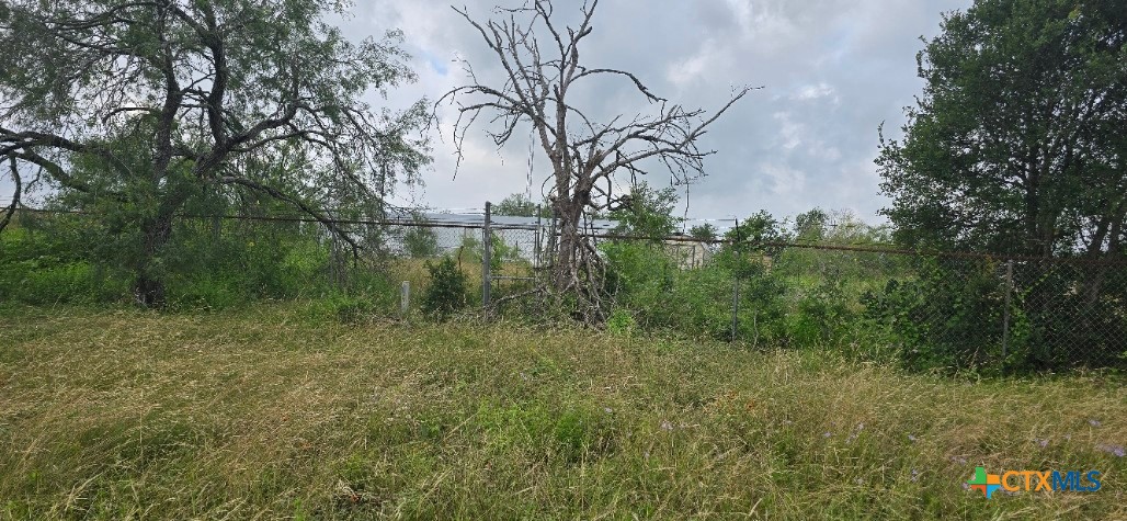7057 Hwy 90a Property Photo 3