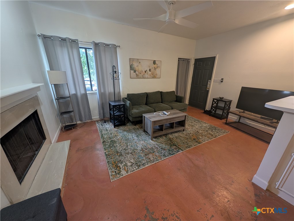 1013 Chestnut Street D2 Property Photo 10
