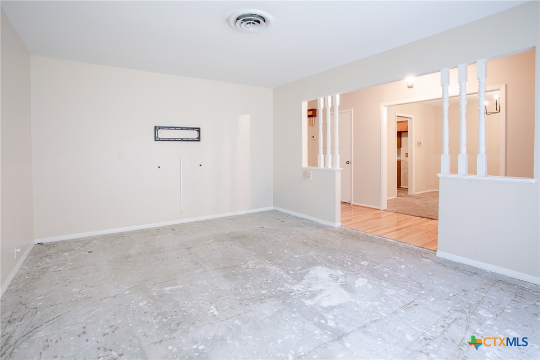 111 Dover Dell Lane Property Photo 10