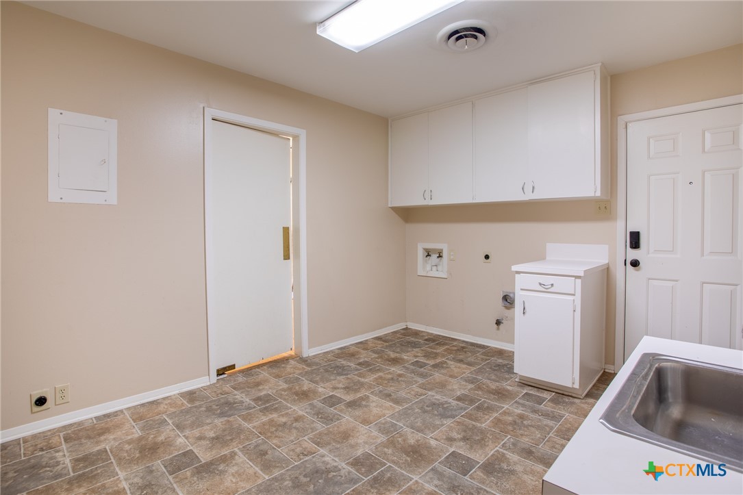 111 Dover Dell Lane Property Photo 16