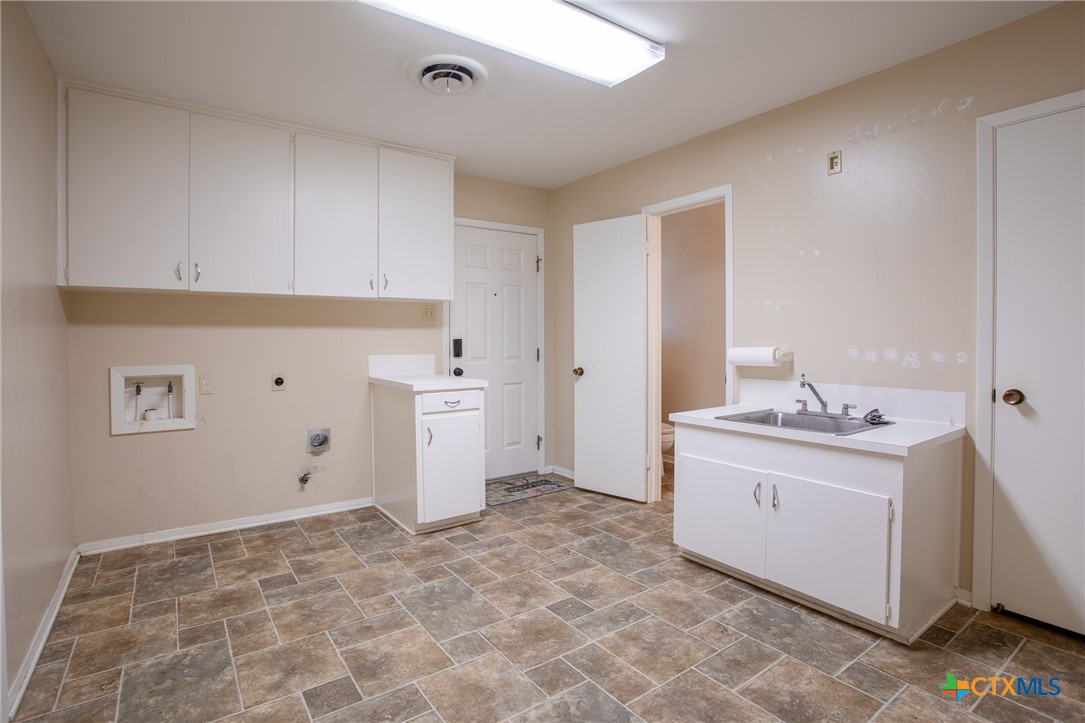 111 Dover Dell Lane Property Photo 17