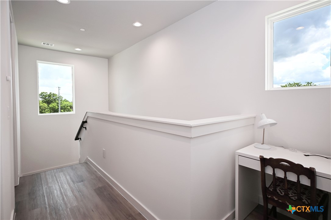 1208 N Academy Avenue 3207 Property Photo 13