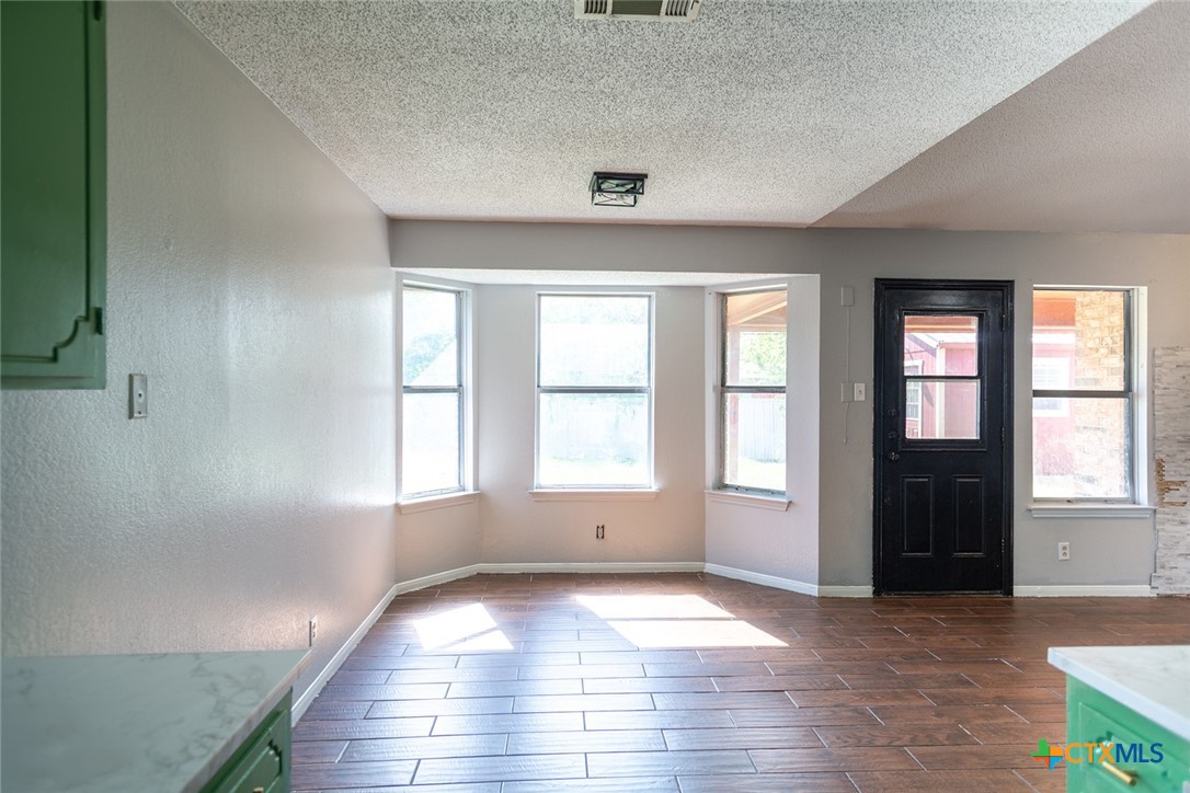 3108 Carpet Lane Property Photo 9