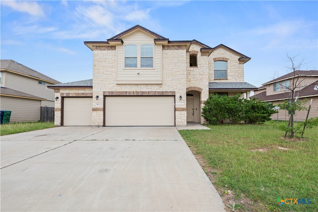 1113 Hogg Court