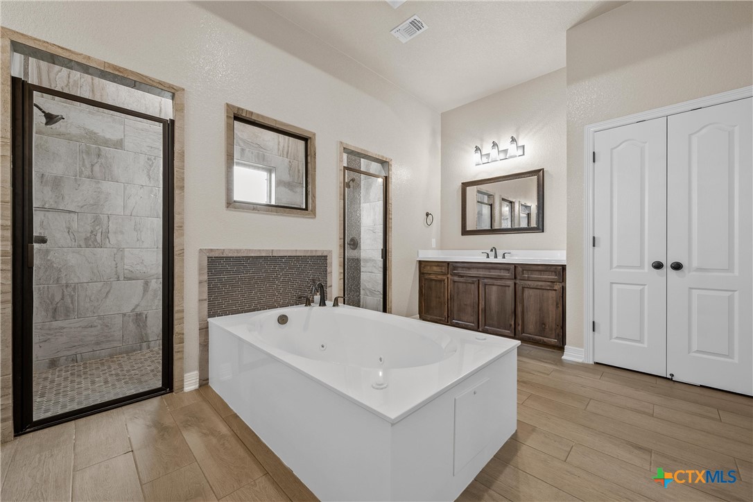 8510 Dorset Drive Property Photo 24