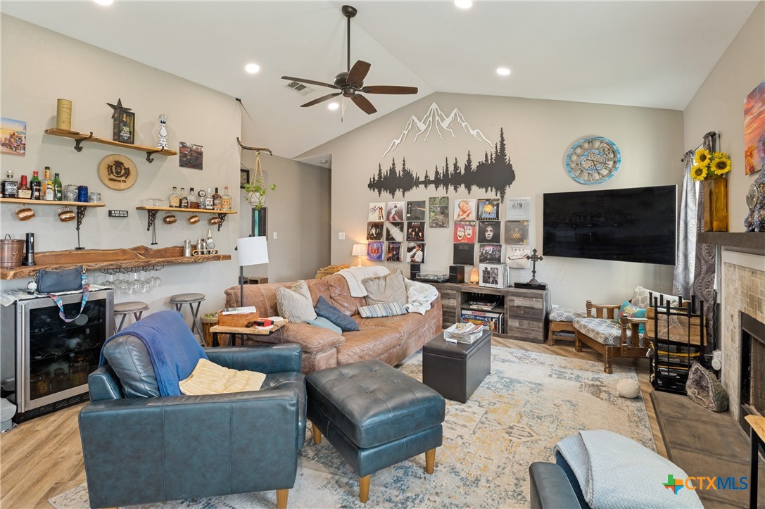 1052 Meandering Way Property Photo 4