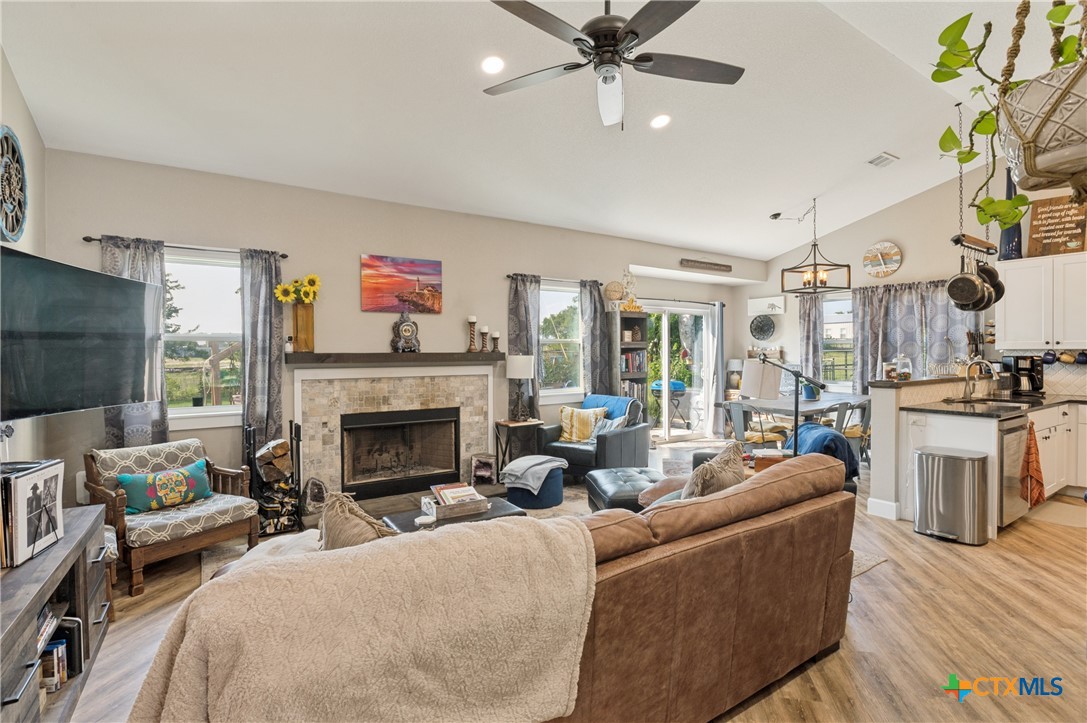 1052 Meandering Way Property Photo 6