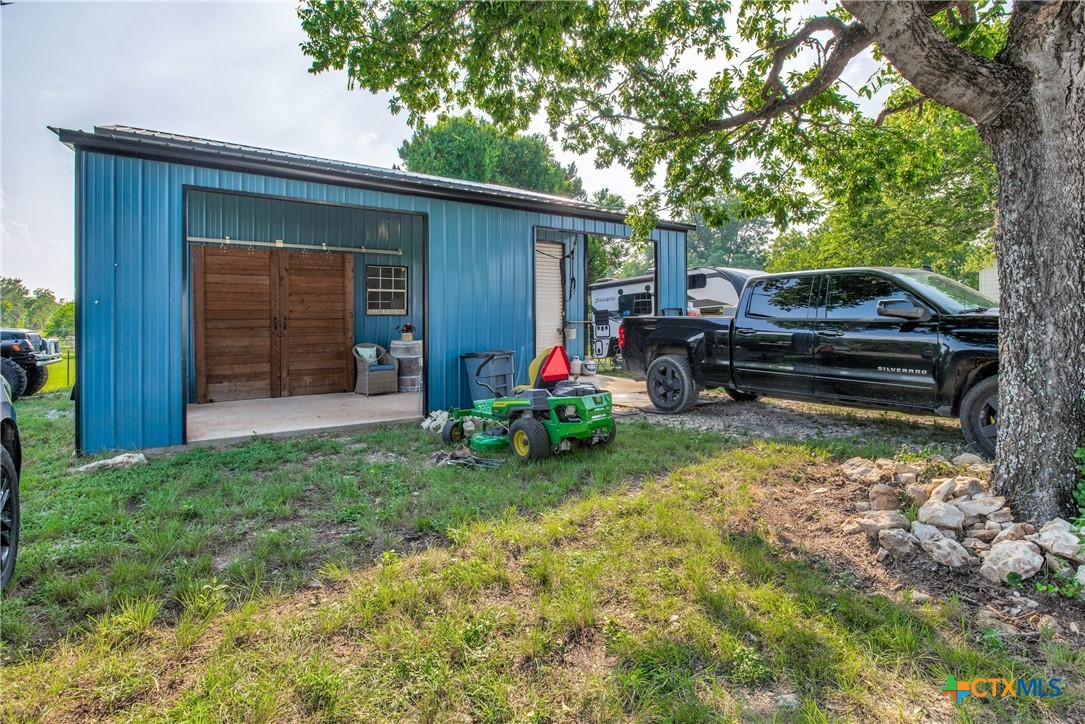1052 Meandering Way Property Photo 23