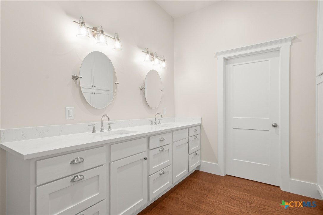 608 Cibilo Property Photo 23