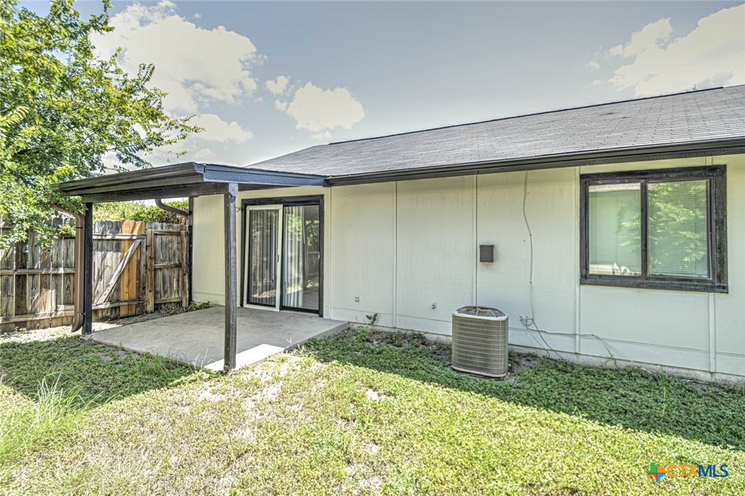 2116 Coach Drive Property Photo 28