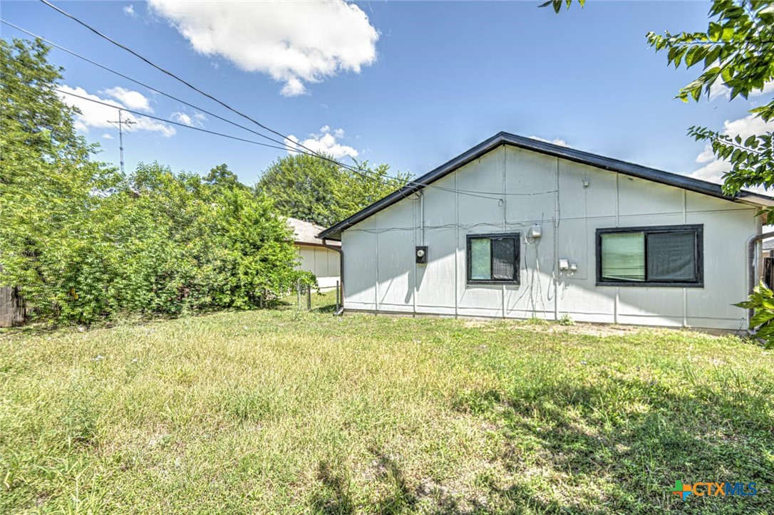 2116 Coach Drive Property Photo 30