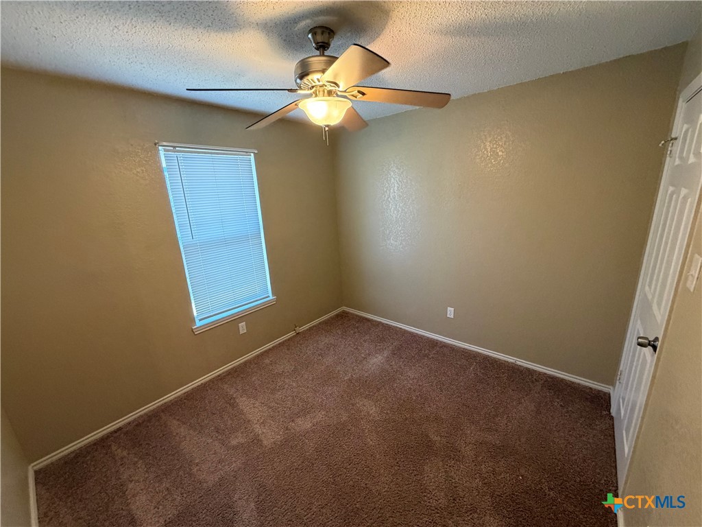 2207 Waterfall Drive Property Photo 8