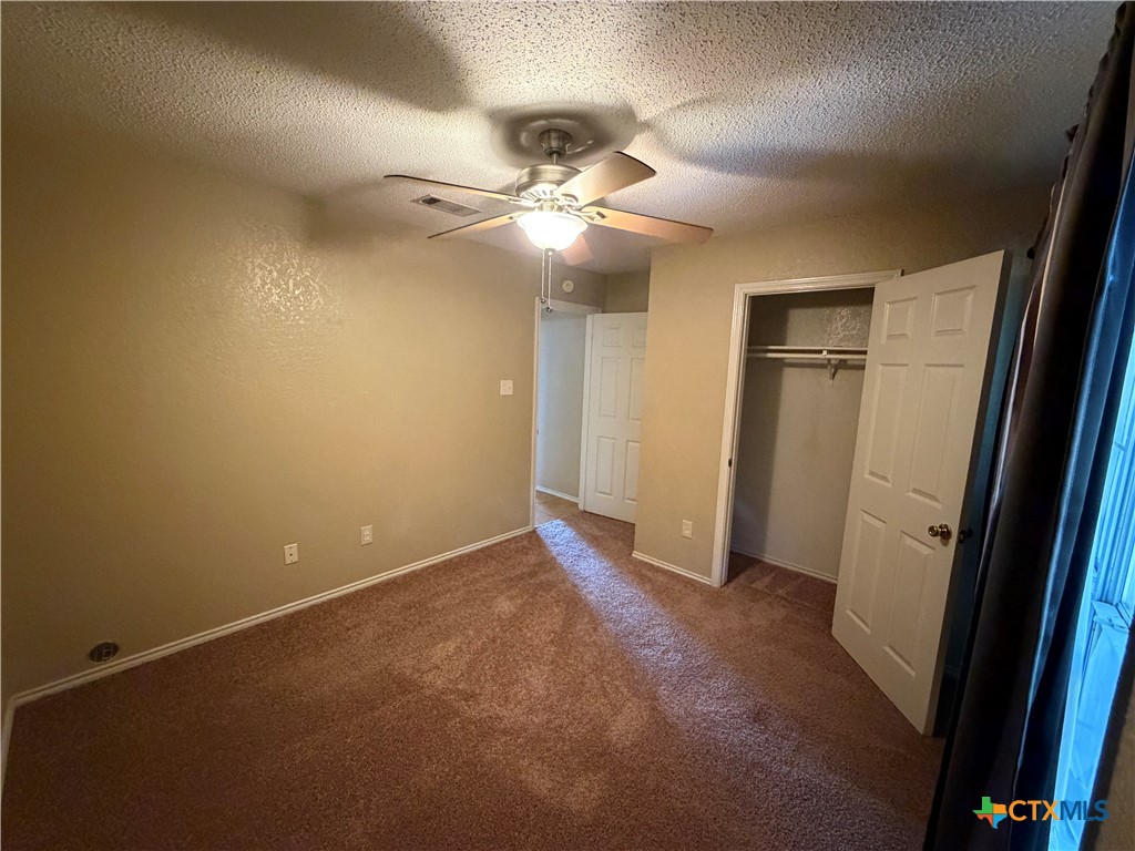 2207 Waterfall Drive Property Photo 9