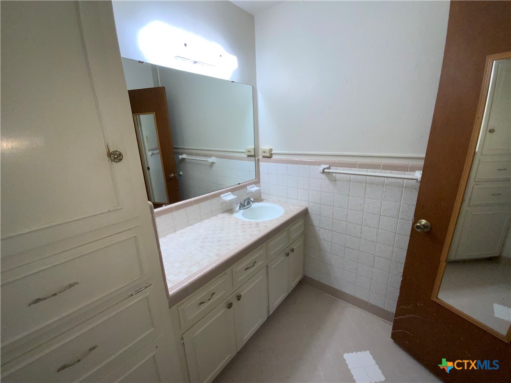 3113 El Camino Drive Property Photo 21