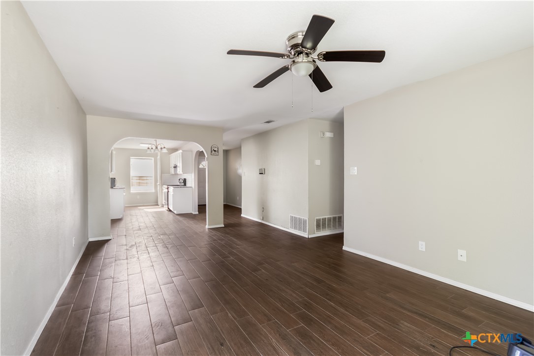 1302 Saddle Drive Property Photo 5