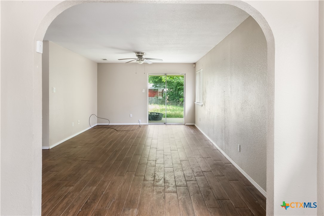 1302 Saddle Drive Property Photo 6